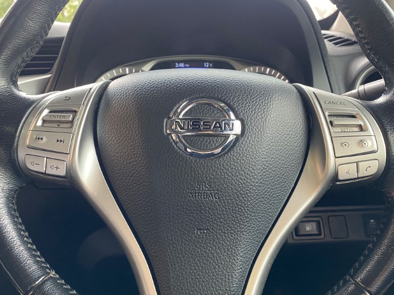 2019 (69) NISSAN COMMERCIAL NAVARA Double Cab Pick Up N-Guard 2.3dCi 190 TT 4WD Auto 3544204