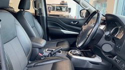 2019 (69) NISSAN COMMERCIAL NAVARA Double Cab Pick Up N-Guard 2.3dCi 190 TT 4WD Auto 3544195