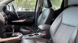 2019 (69) NISSAN COMMERCIAL NAVARA Double Cab Pick Up N-Guard 2.3dCi 190 TT 4WD Auto 3544206