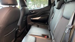 2019 (69) NISSAN COMMERCIAL NAVARA Double Cab Pick Up N-Guard 2.3dCi 190 TT 4WD Auto 3544213