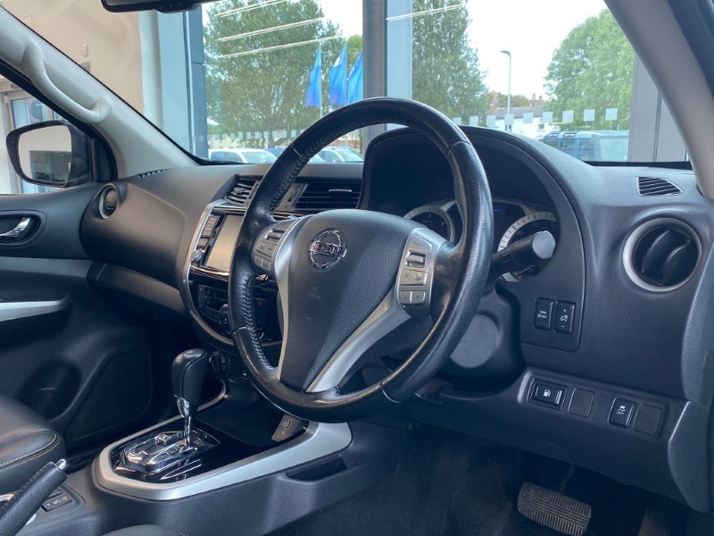2019 (69) NISSAN COMMERCIAL NAVARA Double Cab Pick Up N-Guard 2.3dCi 190 TT 4WD Auto 3544212