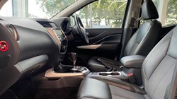 2019 (69) NISSAN COMMERCIAL NAVARA Double Cab Pick Up N-Guard 2.3dCi 190 TT 4WD Auto 3544209