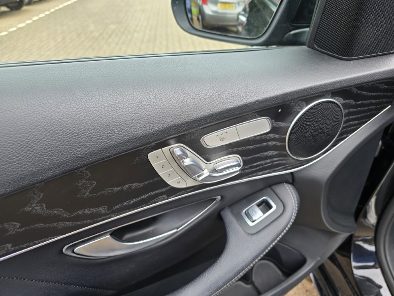 2018 (18) MERCEDES-BENZ C CLASS C250d 4Matic AMG Line Premium 4dr Auto 3533499