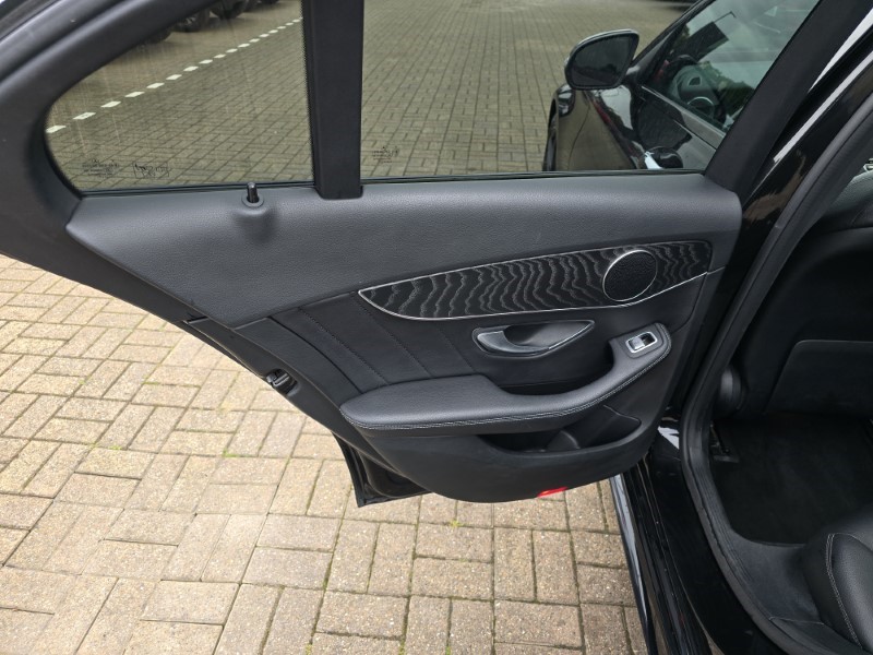 2018 (18) MERCEDES-BENZ C CLASS C250d 4Matic AMG Line Premium 4dr Auto 3533491