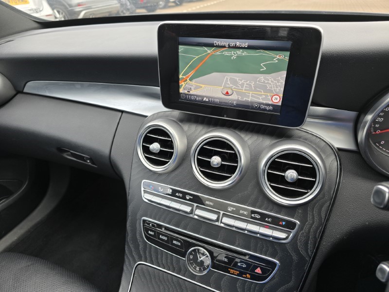 2018 (18) MERCEDES-BENZ C CLASS C250d 4Matic AMG Line Premium 4dr Auto 3533509