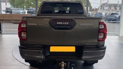 2021 (71) TOYOTA COMMERCIAL HILUX Invincible X D/Cab Pick Up 2.8 D-4D Auto 3565506