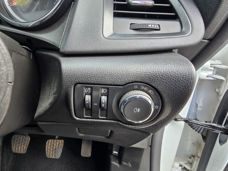 2015 (65) VAUXHALL ASTRA 1.4T 16V Limited Edition 5dr [Leather] 3566819