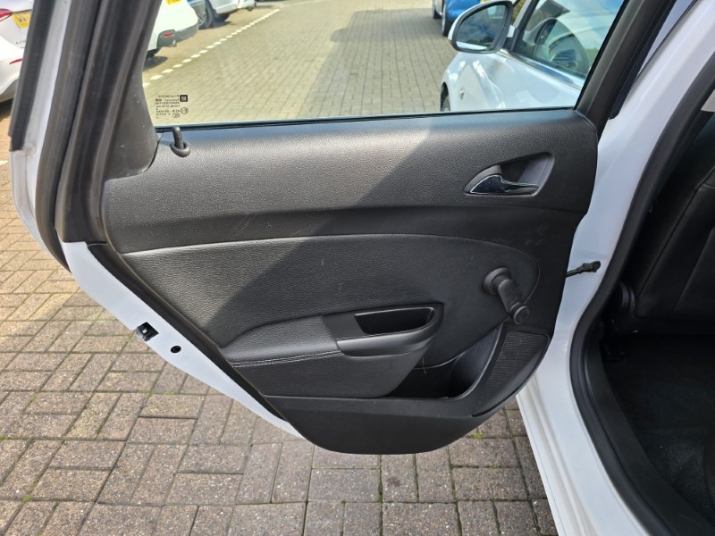 2015 (65) VAUXHALL ASTRA 1.4T 16V Limited Edition 5dr [Leather] 3566804