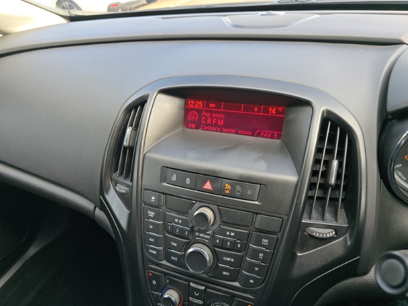 2015 (65) VAUXHALL ASTRA 1.4T 16V Limited Edition 5dr [Leather] 3566820