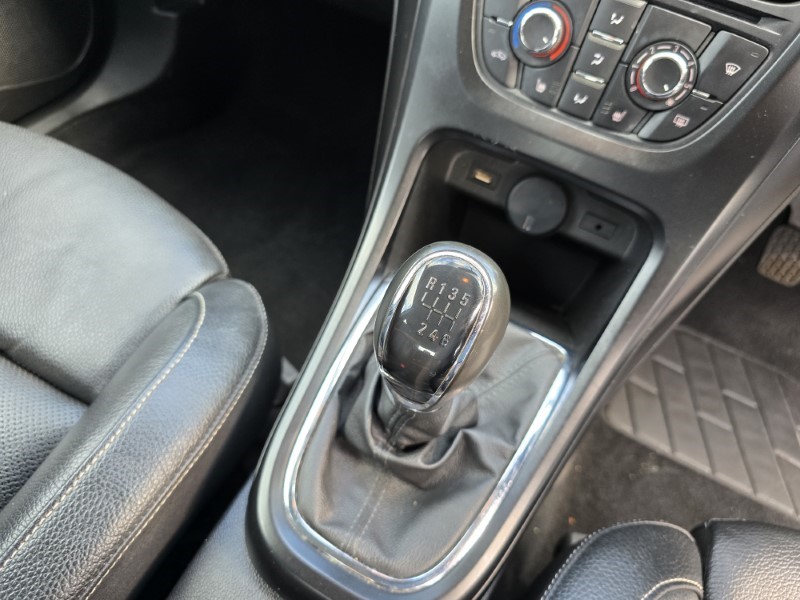 2015 (65) VAUXHALL ASTRA 1.4T 16V Limited Edition 5dr [Leather] 3566815