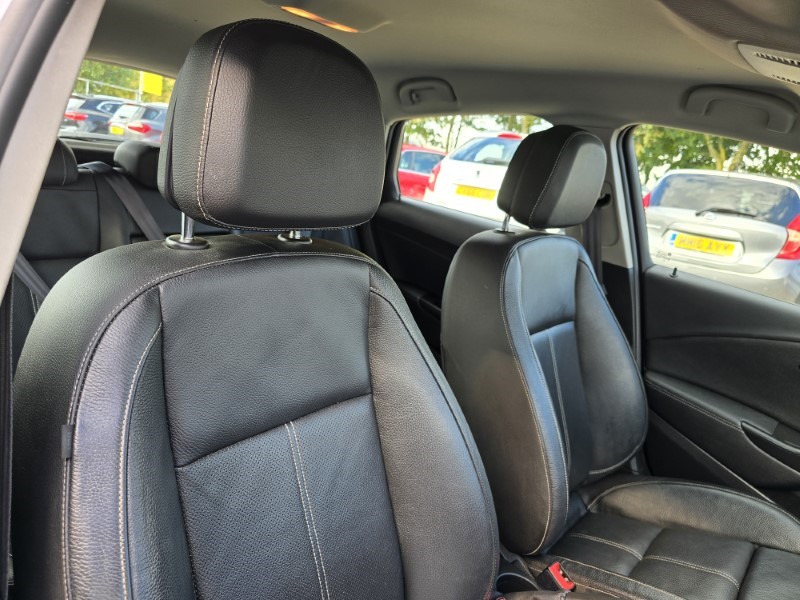 2015 (65) VAUXHALL ASTRA 1.4T 16V Limited Edition 5dr [Leather] 3566813