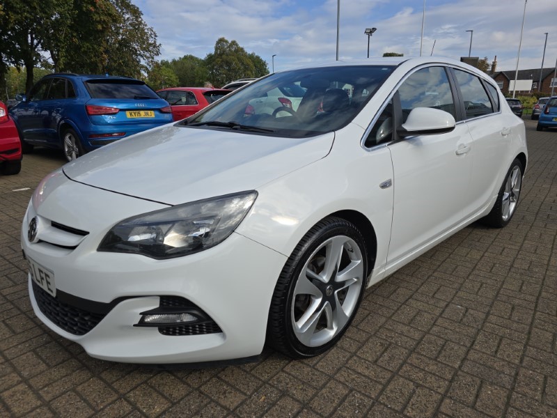 2015 (65) VAUXHALL ASTRA 1.4T 16V Limited Edition 5dr [Leather] 3566794
