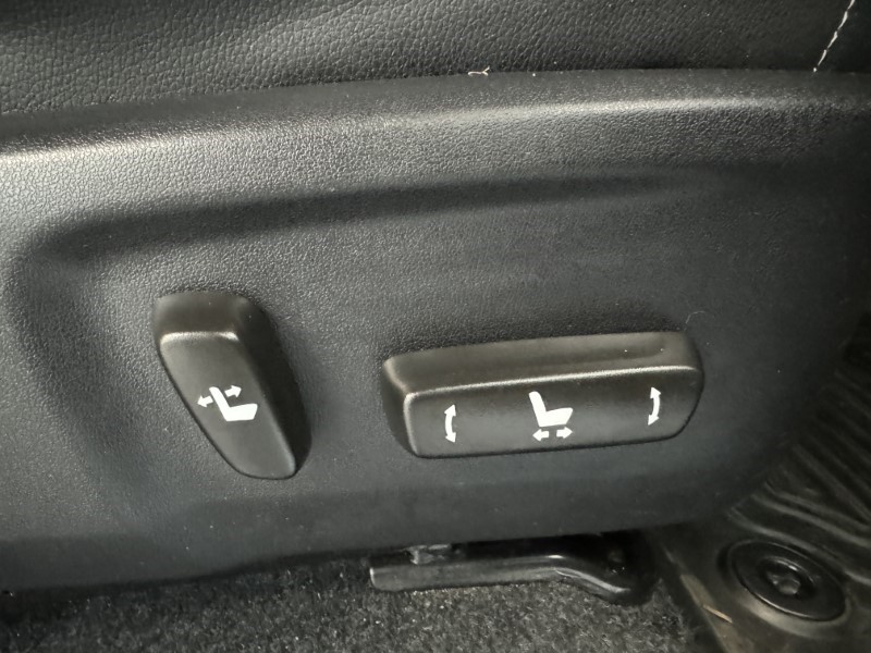 2020 (20) TOYOTA COMMERCIAL HILUX Invincible X D/Cab Pick Up 2.4 D-4D 3575918