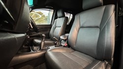 2020 (20) TOYOTA COMMERCIAL HILUX Invincible X D/Cab Pick Up 2.4 D-4D 3575914