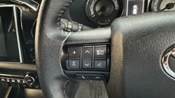 2020 (20) TOYOTA COMMERCIAL HILUX Invincible X D/Cab Pick Up 2.4 D-4D 3575922