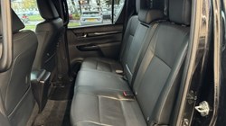 2020 (20) TOYOTA COMMERCIAL HILUX Invincible X D/Cab Pick Up 2.4 D-4D 3575907