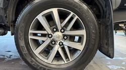 2020 (20) TOYOTA COMMERCIAL HILUX Invincible X D/Cab Pick Up 2.4 D-4D 3575899