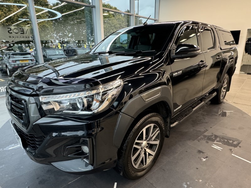 2020 (20) TOYOTA COMMERCIAL HILUX Invincible X D/Cab Pick Up 2.4 D-4D 3575901