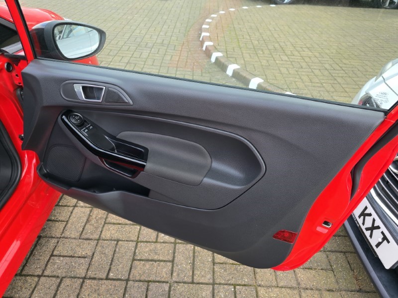 2015 (65) FORD FIESTA 1.0 EcoBoost 140 Zetec S Red 3dr 3618478