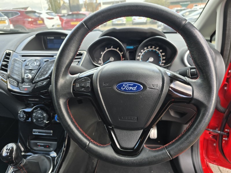 2015 (65) FORD FIESTA 1.0 EcoBoost 140 Zetec S Red 3dr 3618480