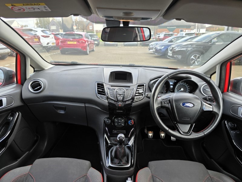 2015 (65) FORD FIESTA 1.0 EcoBoost 140 Zetec S Red 3dr 3618473