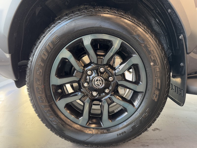 2025 (74) TOYOTA COMMERCIAL HILUX Invincible X D/Cab Pick Up 2.8 Hybrid 48V Auto 3856630