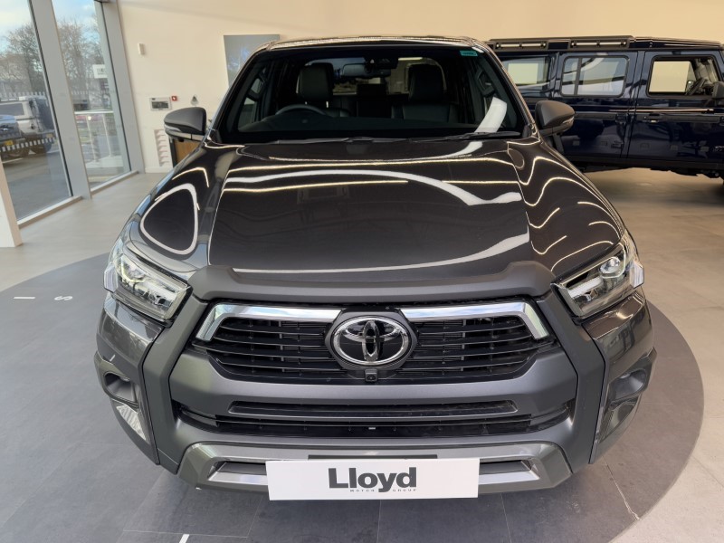 2025 (74) TOYOTA COMMERCIAL HILUX Invincible X D/Cab Pick Up 2.8 Hybrid 48V Auto 3856609