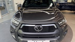 2025 (74) TOYOTA COMMERCIAL HILUX Invincible X D/Cab Pick Up 2.8 Hybrid 48V Auto 3856609