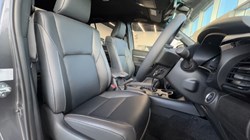 2025 (74) TOYOTA COMMERCIAL HILUX Invincible X D/Cab Pick Up 2.8 Hybrid 48V Auto 3856648