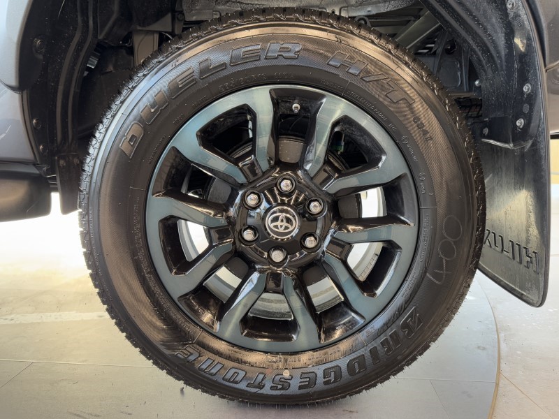 2025 (74) TOYOTA COMMERCIAL HILUX Invincible X D/Cab Pick Up 2.8 Hybrid 48V Auto 3856629