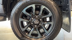 2025 (74) TOYOTA COMMERCIAL HILUX Invincible X D/Cab Pick Up 2.8 Hybrid 48V Auto 3856629