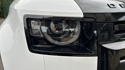 2022 (72) LAND ROVER DEFENDER 3.0 D300 X-Dynamic S 110 5dr Auto 4627297