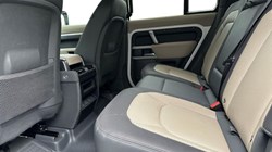 2022 (72) LAND ROVER DEFENDER 3.0 D300 X-Dynamic S 110 5dr Auto 4627284