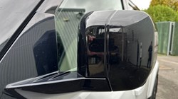 2022 (72) LAND ROVER DEFENDER 3.0 D300 X-Dynamic S 110 5dr Auto 4627321