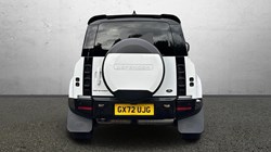 2022 (72) LAND ROVER DEFENDER 3.0 D300 X-Dynamic S 110 5dr Auto 4627286
