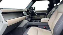 2022 (72) LAND ROVER DEFENDER 3.0 D300 X-Dynamic S 110 5dr Auto 4627283