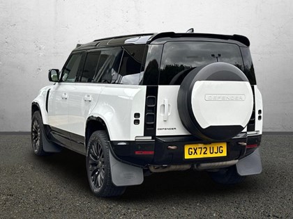 2022 (72) LAND ROVER DEFENDER 3.0 D300 X-Dynamic S 110 5dr Auto