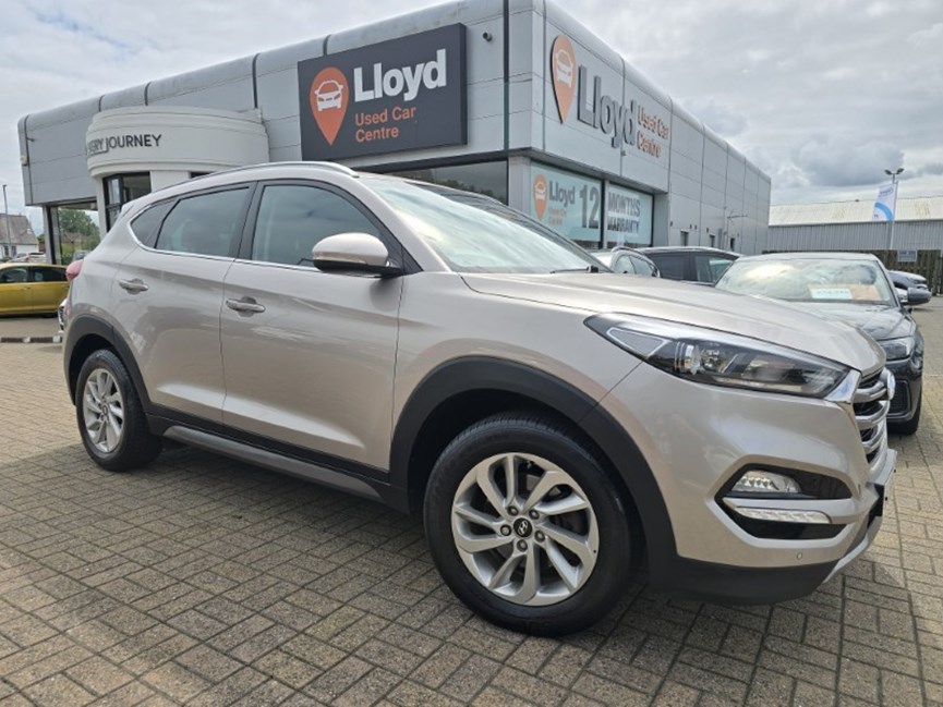 2016 (65) HYUNDAI TUCSON 1.7 CRDi Blue Drive Premium 5dr 2WD