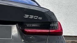  BMW 3 SERIES 330e M Sport 4dr Step Auto [Pro Pack] 2999901