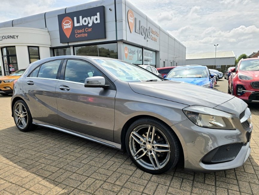 2017 (17) MERCEDES-BENZ A CLASS A200d AMG Line Executive 5dr Auto