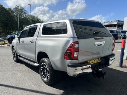 2022 (22) TOYOTA COMMERCIAL HILUX Invincible D/Cab Pick Up 2.8 D-4D