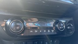 2022 (22) TOYOTA COMMERCIAL HILUX Invincible D/Cab Pick Up 2.8 D-4D 4531907