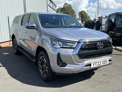2022 (22) TOYOTA COMMERCIAL HILUX Invincible D/Cab Pick Up 2.8 D-4D