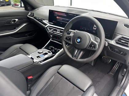  BMW 3 SERIES 320i M Sport 4dr Step Auto [Pro Pack]