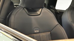  MINI COOPER 1.5 C Exclusive [Level 2] 3dr Auto 3164062