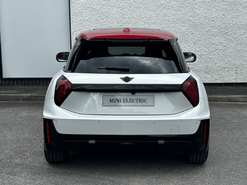  MINI COOPER 135kW E Sport [Level 2] 41kWh 3dr Auto 3286299