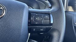 2025 (75) TOYOTA COMMERCIAL HILUX Active Extra Cab Pick Up 2.8 D-4D 4576180