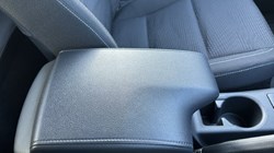 2025 (75) TOYOTA COMMERCIAL HILUX Active Extra Cab Pick Up 2.8 D-4D 4576190