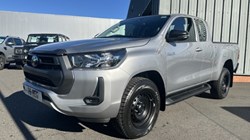 2025 (75) TOYOTA COMMERCIAL HILUX Active Extra Cab Pick Up 2.8 D-4D 4576477