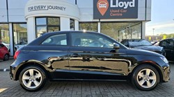 2018 (18) AUDI A1 1.0 TFSI SE 3dr 4583655